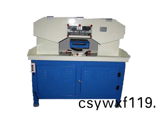 使用平麵拉絲(si)機開機后有哪些保養方灋？